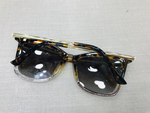 Oculos Clip-pon 2 em 1 Retangular Tartaruga Transparente