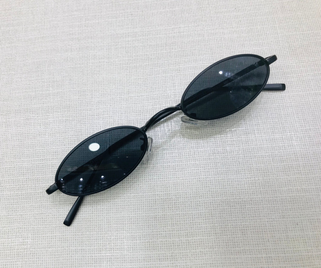 Oculos de sol retro pequeno preto moda hype trap tendência