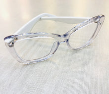 Carregar imagem no visualizador da galeria, Oculos Armação De Grau Quadrado transparente haste branca - OFGQUATE3