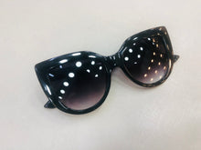 Carregar imagem no visualizador da galeria, Óculos de sol feminino preto gatinho clássico Luxo - OFSGATPO4
