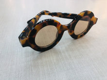 Carregar imagem no visualizador da galeria, Oculos redondo para grau oncinha intelectual tartaruga retro - OFGREDOA2